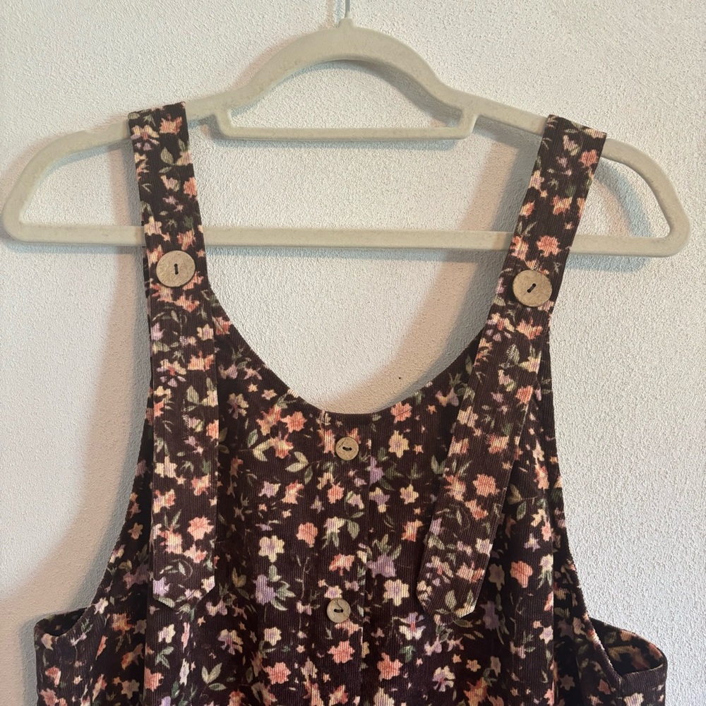 vestique Floral Brown and Pink Sleeveless Jumpsuit - Picture 6 of 8